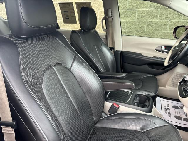 Used 2018 Chrysler Pacifica For Sale in Wilmington, OH