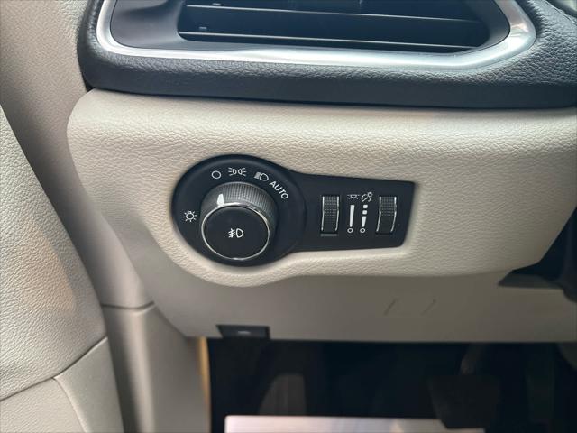 Used 2018 Chrysler Pacifica For Sale in Wilmington, OH