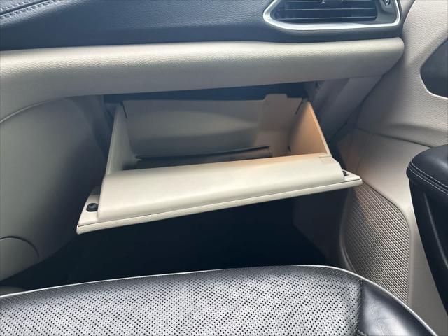 Used 2018 Chrysler Pacifica For Sale in Wilmington, OH