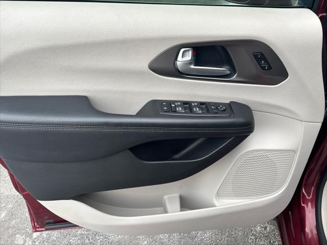 Used 2018 Chrysler Pacifica For Sale in Wilmington, OH