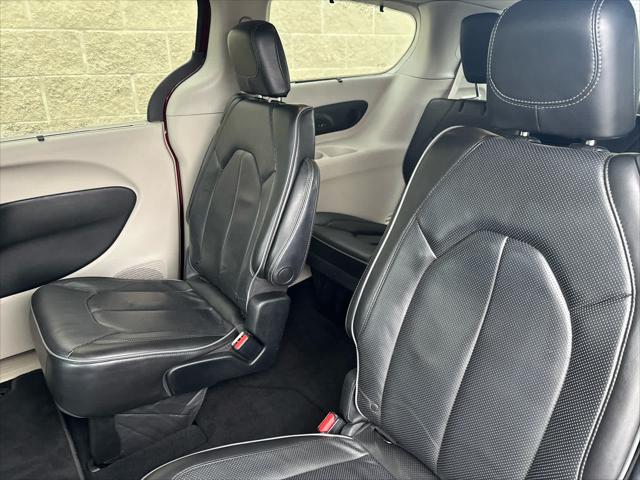 Used 2018 Chrysler Pacifica For Sale in Wilmington, OH