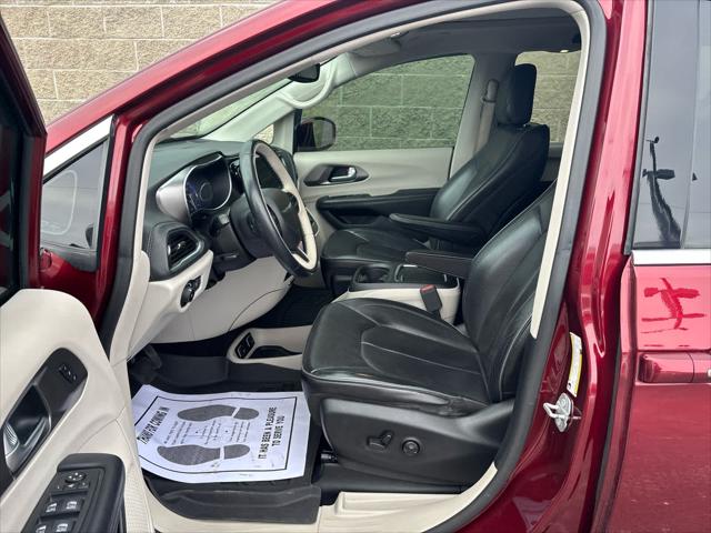 Used 2018 Chrysler Pacifica For Sale in Wilmington, OH