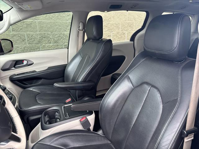 Used 2018 Chrysler Pacifica For Sale in Wilmington, OH