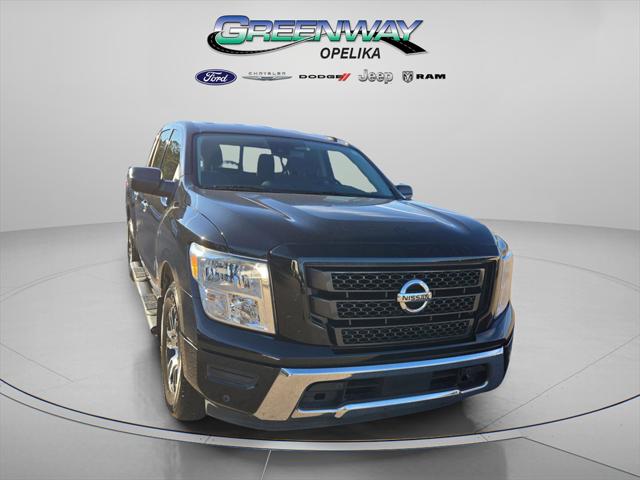 2021 Nissan TITAN Crew Cab SV 4x2