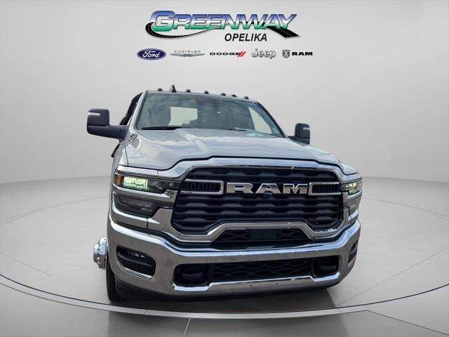 2026 RAM Ram 3500 Chassis Cab RAM 3500 TRADESMAN CREW CAB CHASSIS 4X4 60 CA 2026 RAM Ram 3500 Chassis Cab RAM 3500 TRADESMAN CREW CAB CHASSIS 4X4 60 CA
