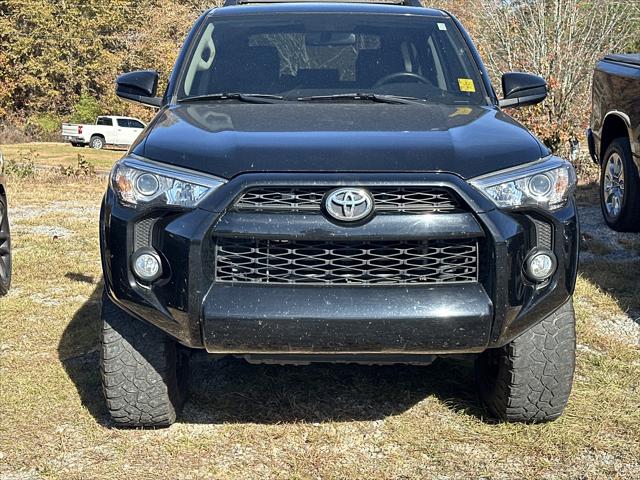2019 Toyota 4Runner SR5 2019 Toyota 4Runner SR5