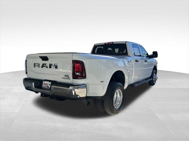 2025 RAM 3500 Tradesman Crew Cab 4x4 8 Box 2025 RAM 3500 Tradesman Crew Cab 4x4 8 Box