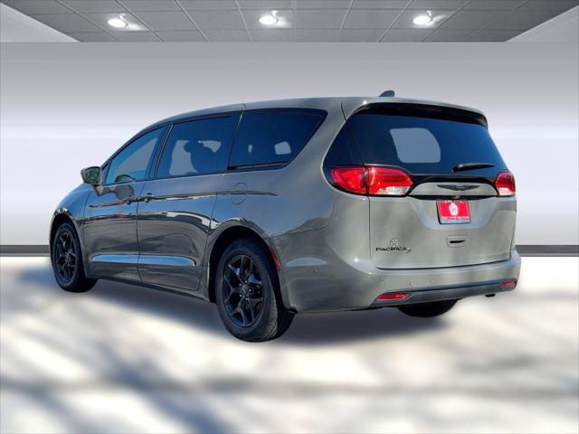 2020 Chrysler Pacifica Touring