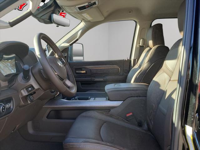 2025 RAM 3500 Limited Longhorn Crew Cab 4x4 64 Box