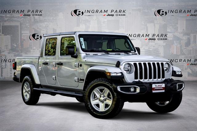 2022 Jeep Gladiator Sport S 4x4 2022 Jeep Gladiator Sport S 4x4