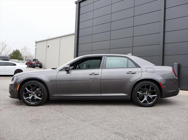 2023 Chrysler 300 300S