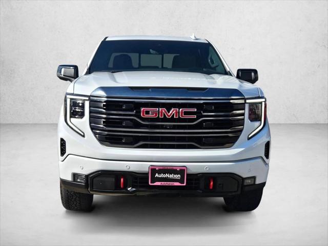 2023 GMC Sierra 1500 4WD Crew Cab Short Box AT4