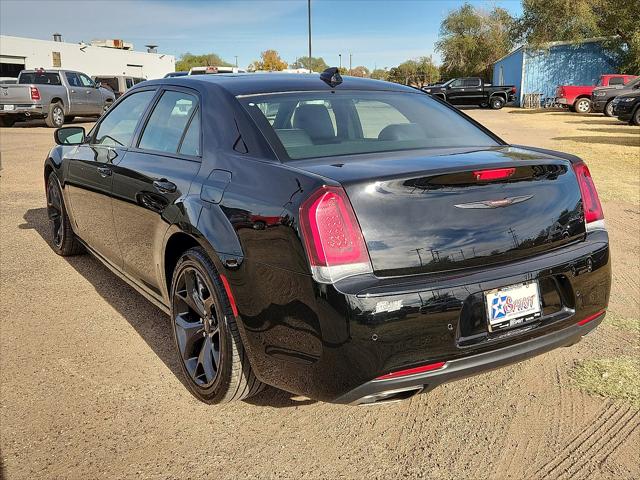 2023 Chrysler 300 300S