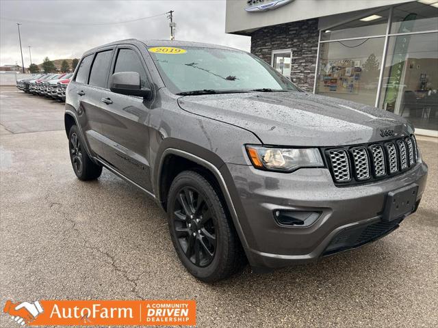 2019 Jeep Grand Cherokee Altitude 4x4 2019 Jeep Grand Cherokee Altitude 4x4