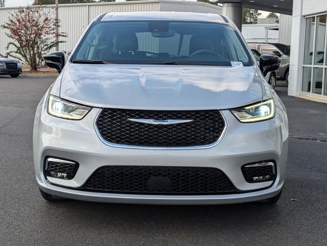 2024 Chrysler Pacifica Touring L 2024 Chrysler Pacifica Touring L