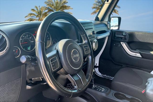 2014 Jeep Wrangler Unlimited Sahara 2014 Jeep Wrangler Unlimited Sahara