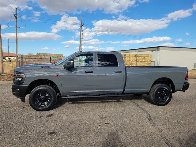 2026 RAM Ram 3500 RAM 3500 TRADESMAN CREW CAB 4X4 8 BOX