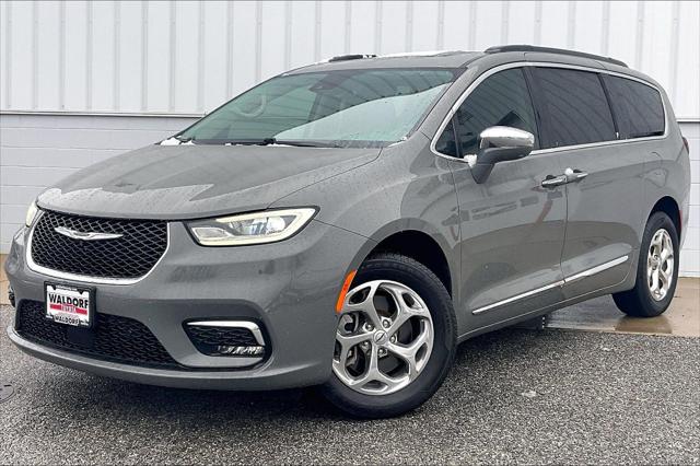 2022 Chrysler Pacifica Limited AWD