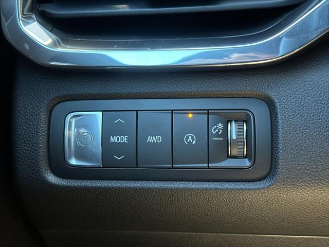 2026 GMC Acadia Elevation AWD