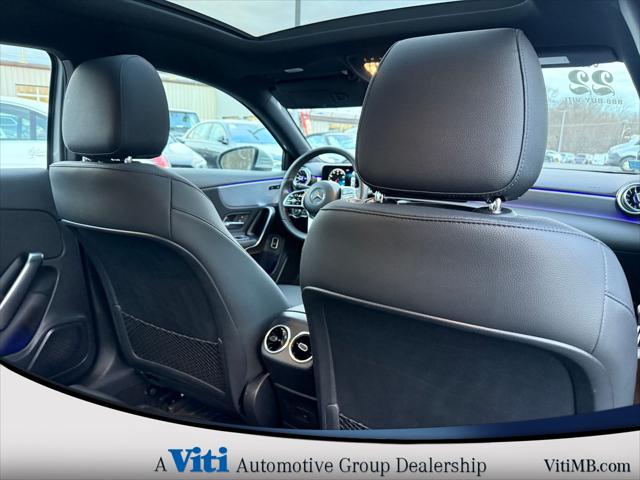 2022 Mercedes-Benz A 220 4MATIC
