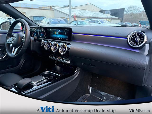 2022 Mercedes-Benz A 220 4MATIC