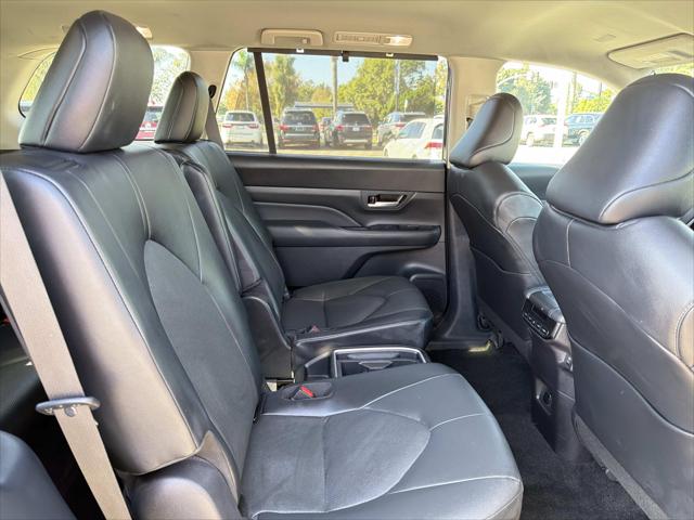 2025 Toyota Grand Highlander XLE AWD (Natl)