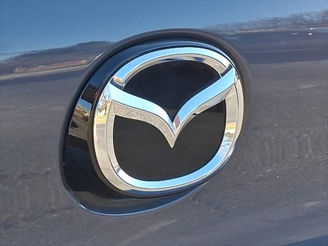 2025 Mazda Mazda3 2.5 S Carbon Edition