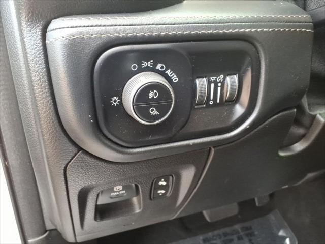 2019 Ram 1500 Limited Crew Cab 4x4 57 Box