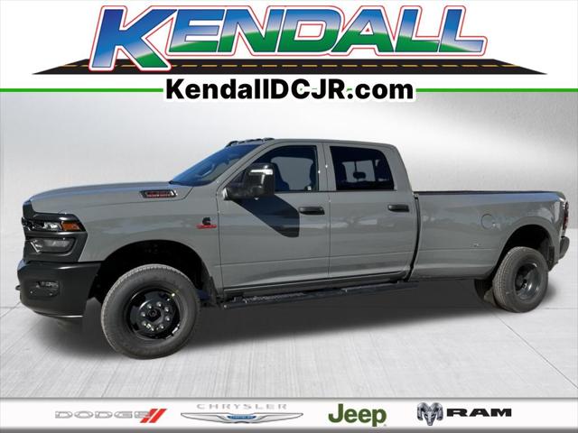 2026 RAM Ram 3500 RAM 3500 TRADESMAN CREW CAB 4X4 8 BOX