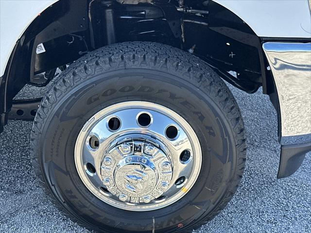 2026 Ram 3500 Big Horn Crew Cab 4x4 8' Box