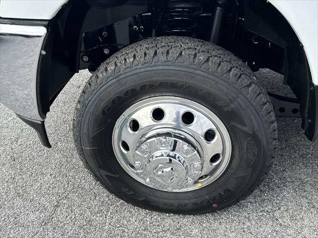 2026 Ram 3500 Big Horn Crew Cab 4x4 8' Box