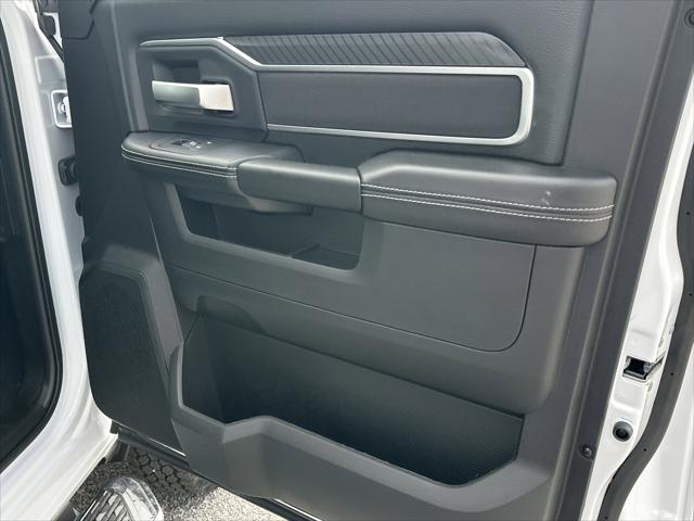 2026 Ram 3500 Big Horn Crew Cab 4x4 8' Box