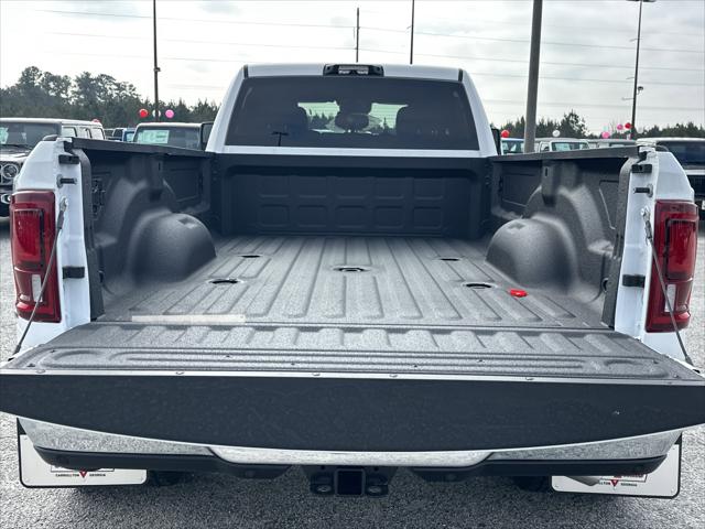 2026 Ram 3500 Big Horn Crew Cab 4x4 8' Box