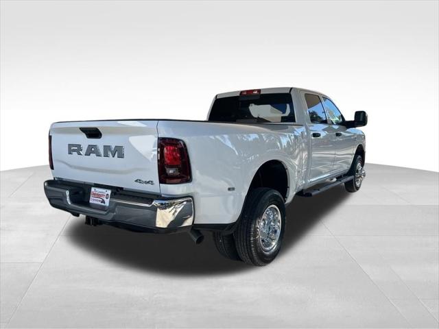 2026 RAM Ram 3500 RAM 3500 TRADESMAN CREW CAB 4X4 8 BOX