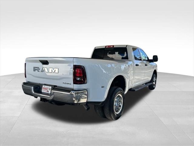 2026 RAM Ram 3500 RAM 3500 TRADESMAN CREW CAB 4X4 8 BOX