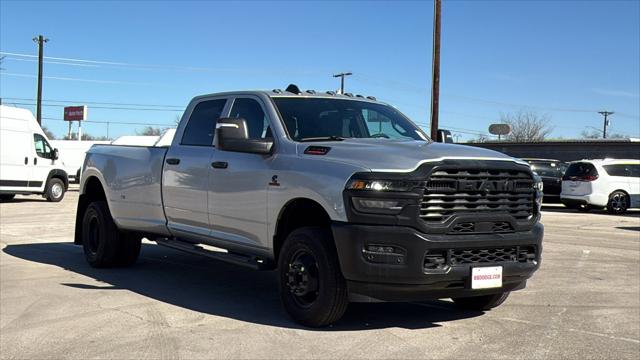 2026 RAM Ram 3500 RAM 3500 TRADESMAN CREW CAB 4X4 8 BOX