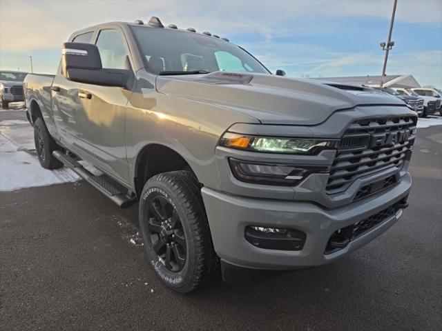 2026 RAM Ram 2500 RAM 2500 BLACK EXPRESS CREW CAB 4X4 64 BOX 2026 RAM Ram 2500 RAM 2500 BLACK EXPRESS CREW CAB 4X4 64 BOX