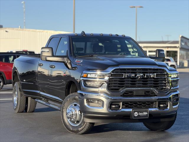 2026 RAM Ram 3500 RAM 3500 TRADESMAN CREW CAB 4X4 8 BOX