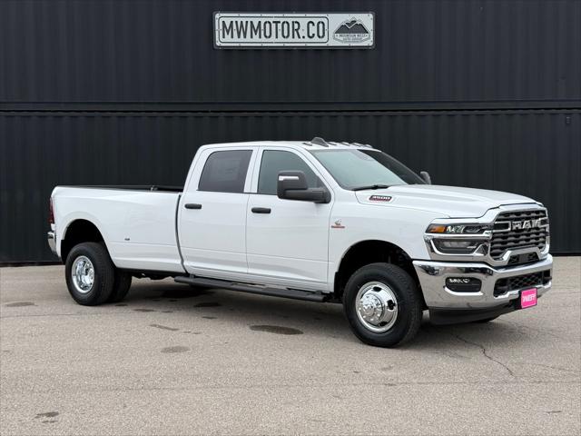 2026 RAM Ram 3500 RAM 3500 TRADESMAN CREW CAB 4X4 8 BOX