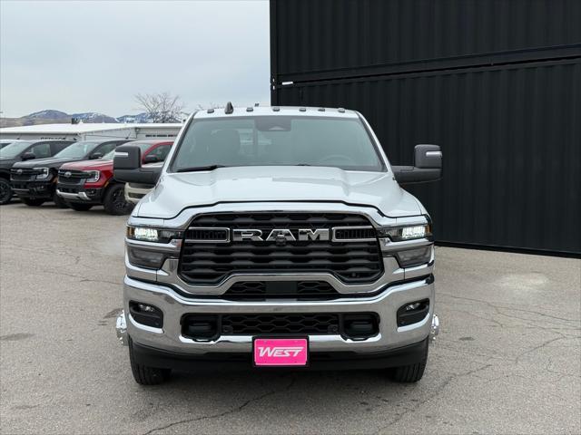 2026 RAM Ram 3500 RAM 3500 TRADESMAN CREW CAB 4X4 8 BOX