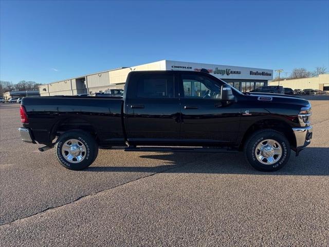 2026 RAM Ram 3500 RAM 3500 TRADESMAN CREW CAB 4X4 64 BOX