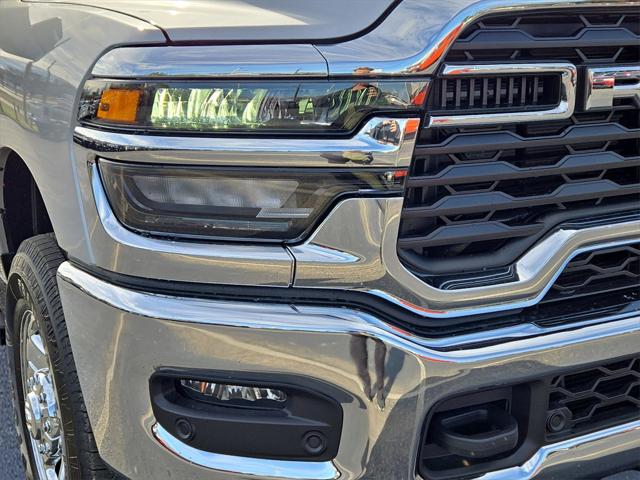 2026 RAM Ram 2500 RAM 2500 TRADESMAN CREW CAB 4X4 64 BOX