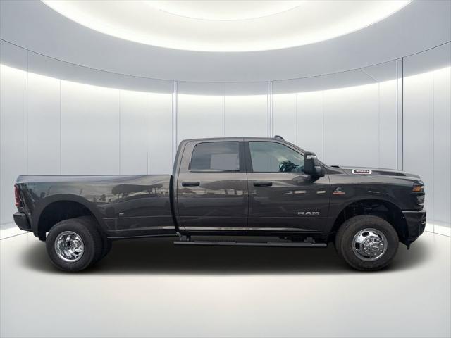 2026 RAM Ram 3500 RAM 3500 BIG HORN CREW CAB 4X4 8 BOX