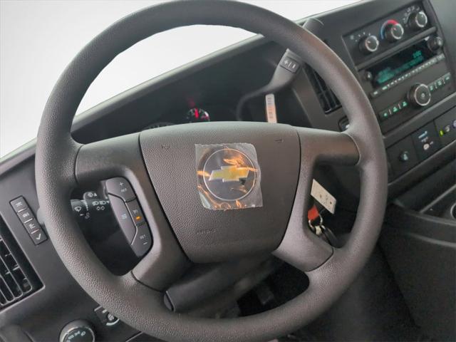 2025 Chevrolet Express Cutaway Work Van