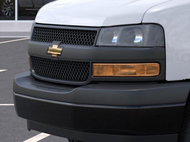 2025 Chevrolet Express Cutaway Work Van