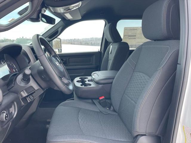 2026 RAM Ram 3500 RAM 3500 TRADESMAN CREW CAB 4X4 8 BOX