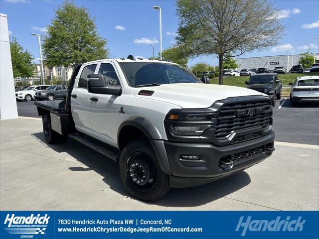2026 RAM Ram 5500 Chassis Cab RAM 5500 TRADESMAN CHASSIS CREW CAB 4X4 60 CA