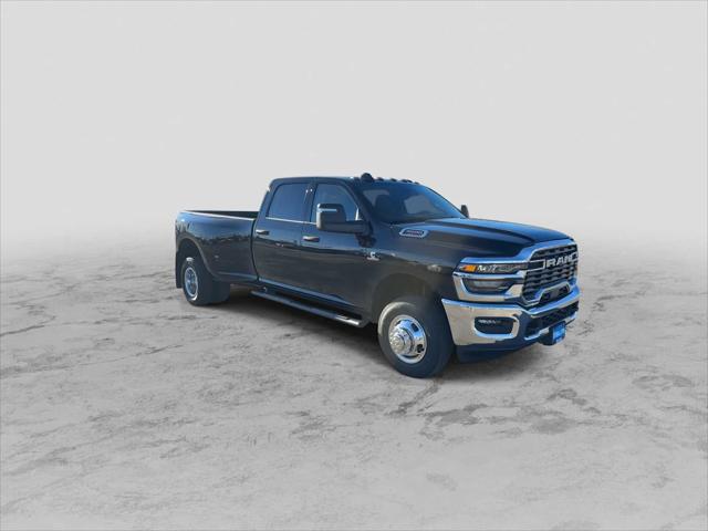 2026 RAM Ram 3500 RAM 3500 TRADESMAN CREW CAB 4X4 8 BOX