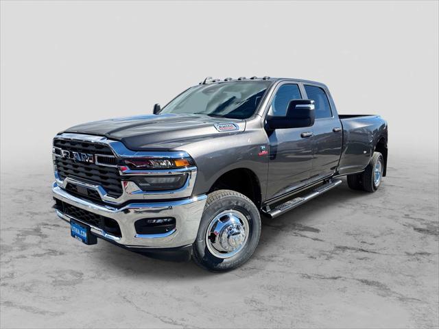 2026 RAM Ram 3500 RAM 3500 TRADESMAN CREW CAB 4X4 8 BOX