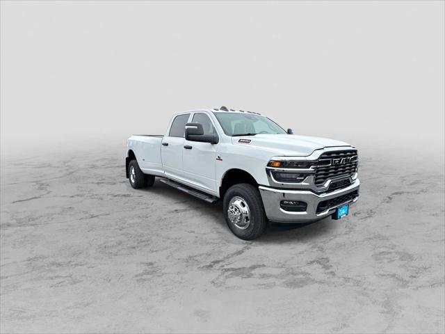 2026 RAM Ram 3500 RAM 3500 TRADESMAN CREW CAB 4X4 8 BOX